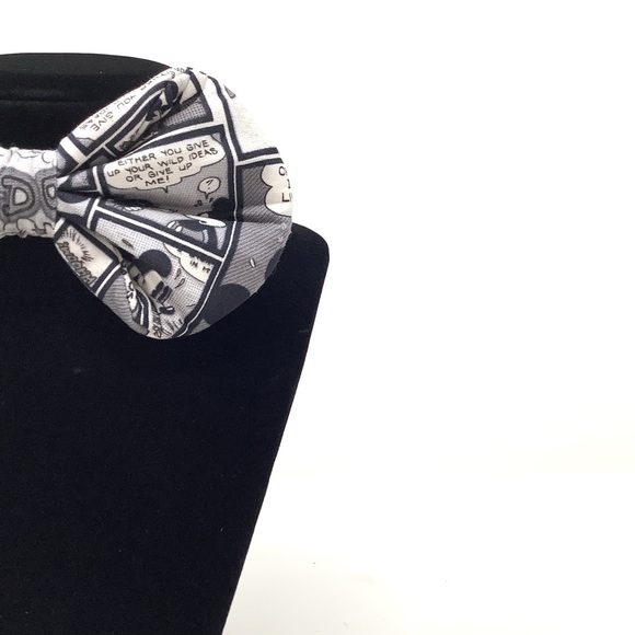 Bow Tie Handmade Mickey Mouse Comic Strip - Picture 3 of 15